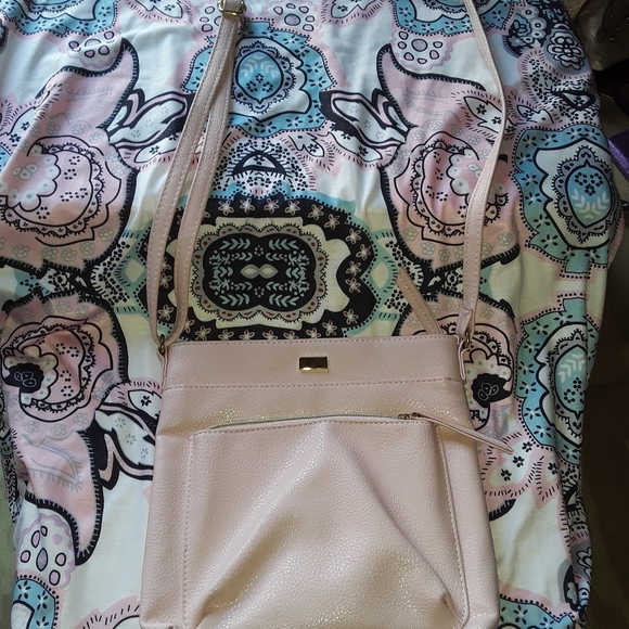 Purse - Picture 2 of 2